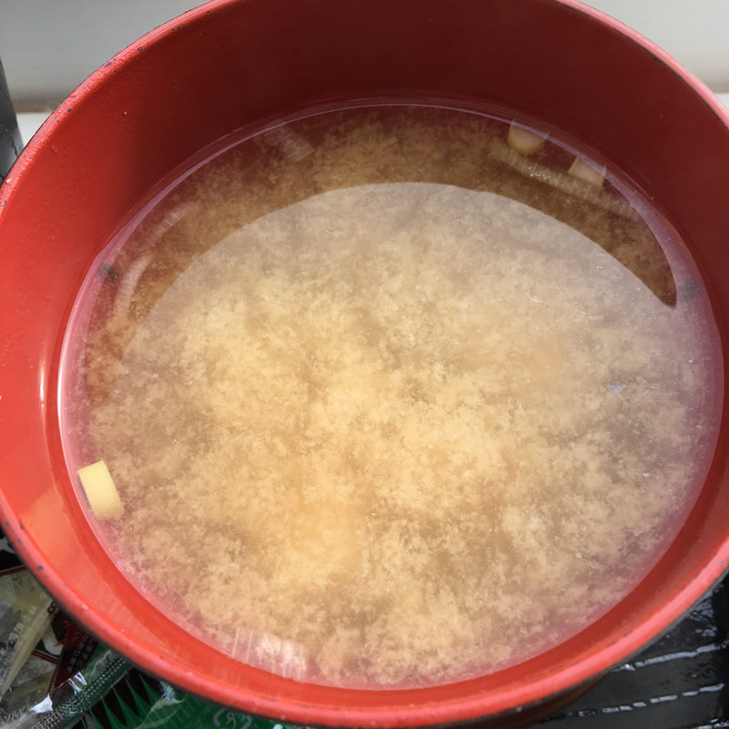 本日の日替わり汁(マグロ卸のマグロ丼の店 )