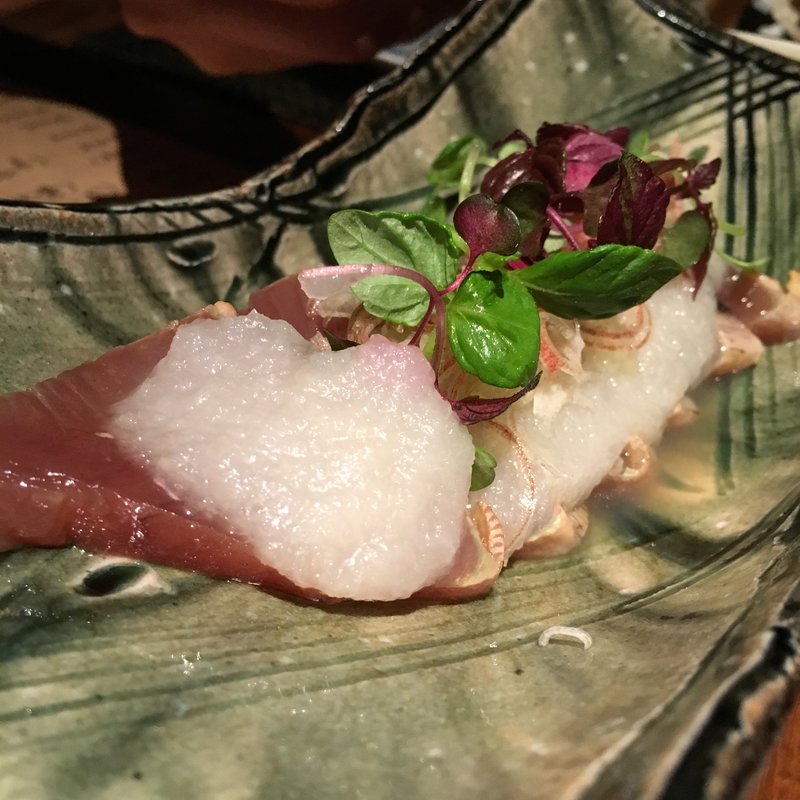 初カツオのあぶり 新玉ねぎソース(中島町倶楽部)