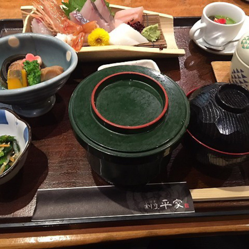 刺身定食(割烹 平家)