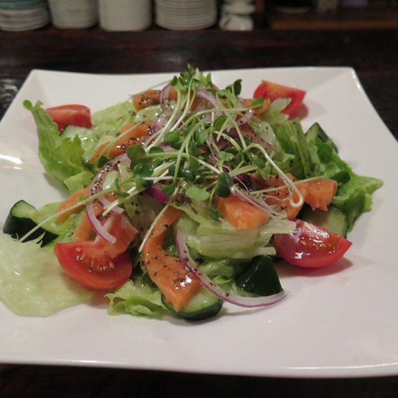 サーモンサラダ(ファニー七山)