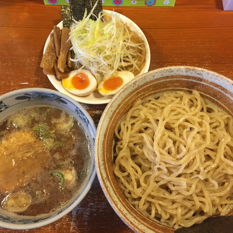 煮魚出汁つけ麺 全部盛り 大盛(美豚 蓮田店 )