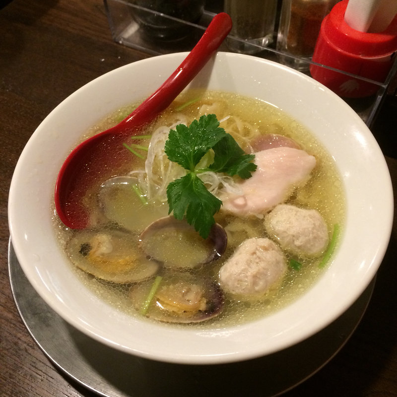 浅利と鶏団子の塩らーめん