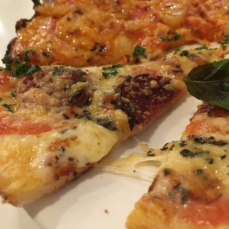 ピッツァ ハーフ&ハーフ Mサイズ（9インチ）(SAVINI（サヴィ二）)