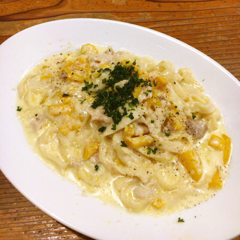 鶏もも肉のかぼちゃクリームソース(大衆イタリア食堂 アレグロ天満店)