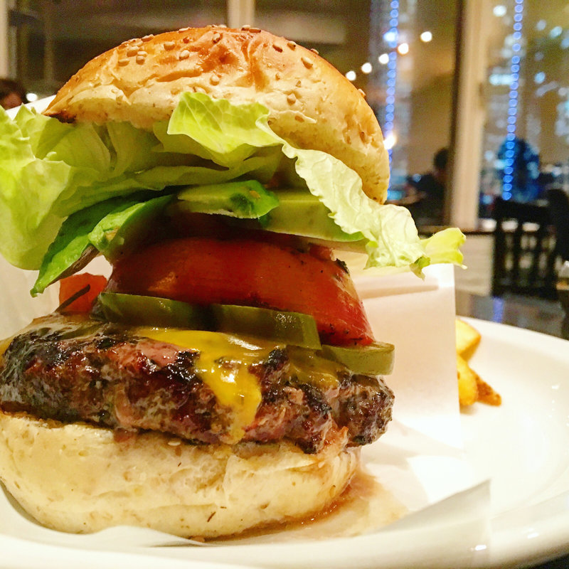 メキシカンサルサバーガー([California Cuisine] WeST PArK CaFE Marunouchi)