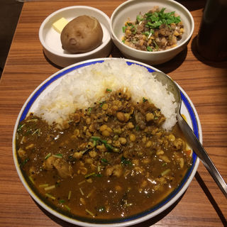 チキン豆カリー(エチオピアカリーキッチン 御茶ノ水ソラシティ店)