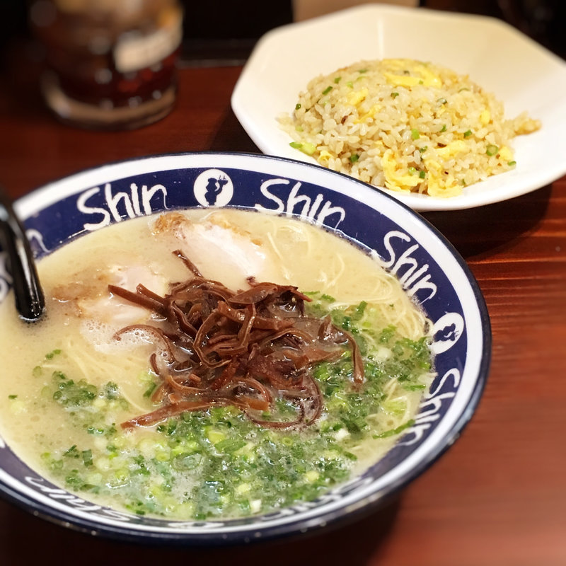 Shin-Shinセット(博多らーめんShin-Shin KITTE博多店)