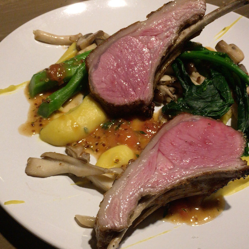 子羊背肉のロースト(lumielune(ルミエルネ))