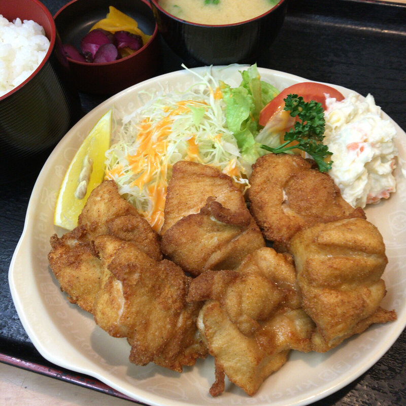 チキン唐揚げ定食(たちばな )