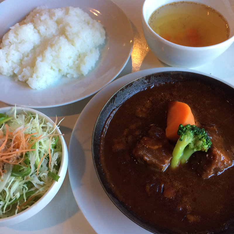 タンシチューランチ(BISTRO うしすけ （【旧店名】DUMPLING NEW YORK）)