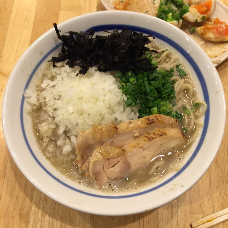 超濃厚煮干し中華そば  玉ねぎトッピング(麺屋 ひろ八)