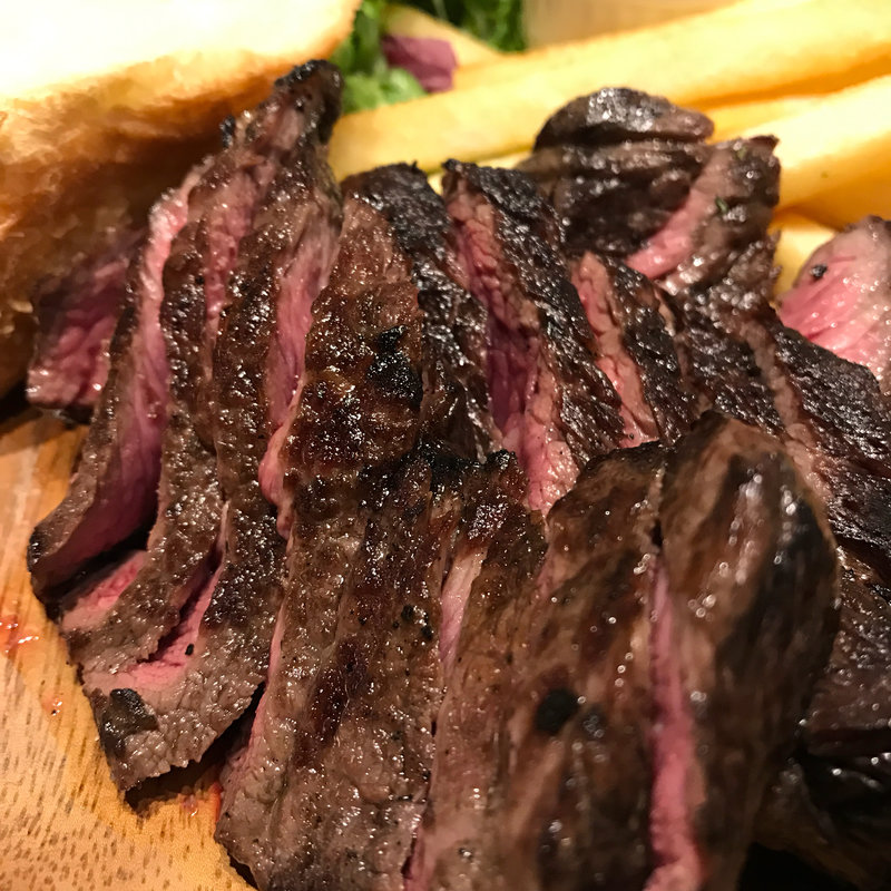 ハネシタステーキプレート(肉屋のビストロTAJIMAYA)