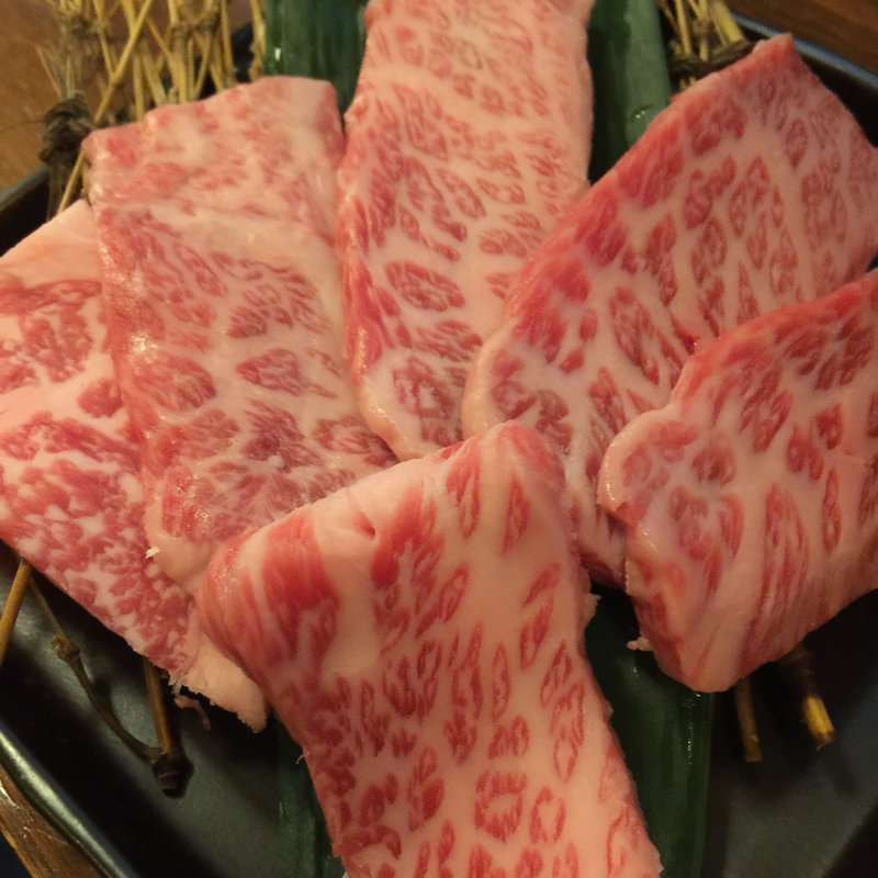 特上ロース(炭火七輪焼肉 てげ屋ホルモン )