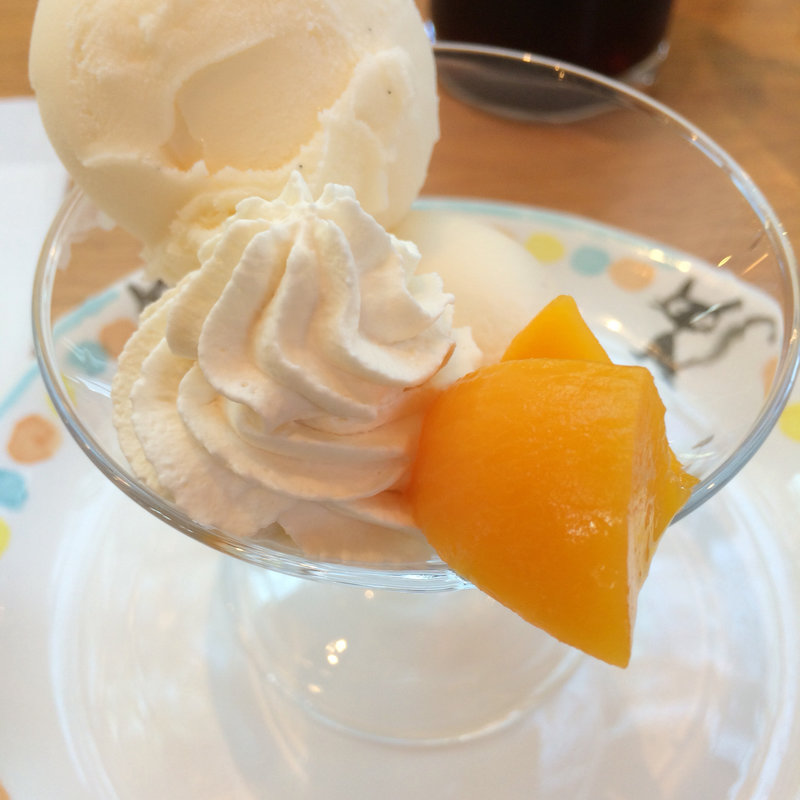 バニラアイスクリーム(カフェ麦わらぼうし （カフェムギワラボウシ）)