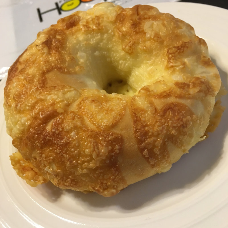 ゴーダチーズベーグル(フレッシュ ベーグル フープ ルミネ立川店 （FREASH BAGELS HOOP）)