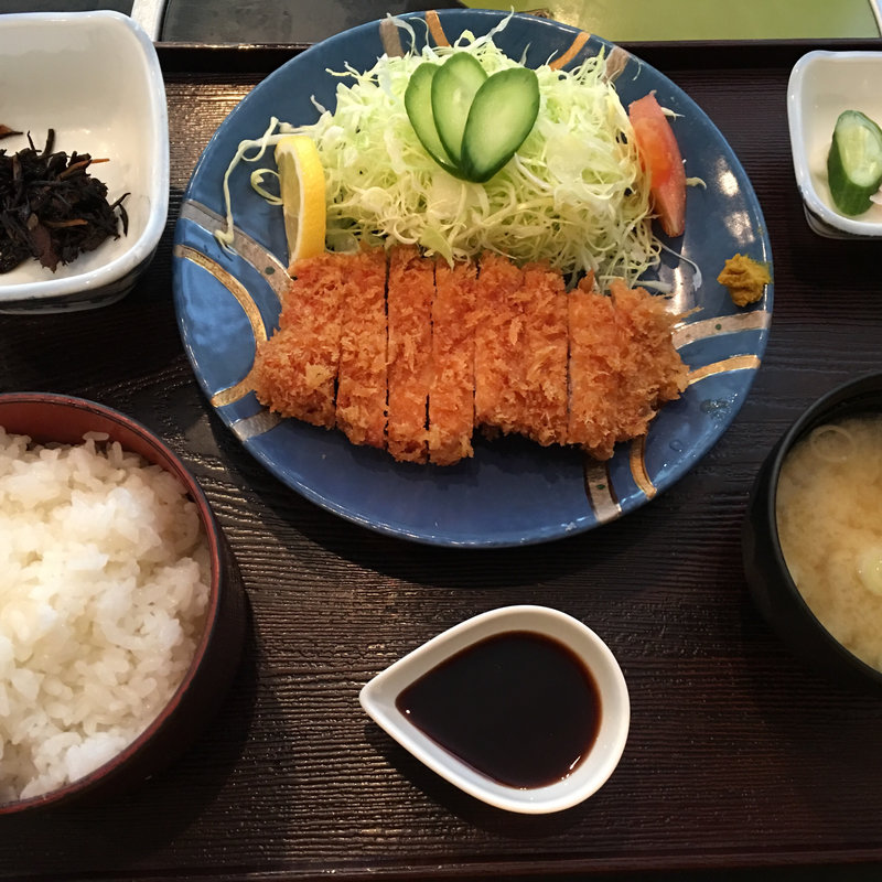 ランチ とんかつ(和食 末廣園)