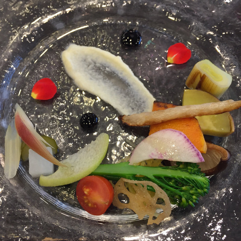 前菜盛り合わせ 3種類のソース(リストランテ マンジャーレ 伊勢山)