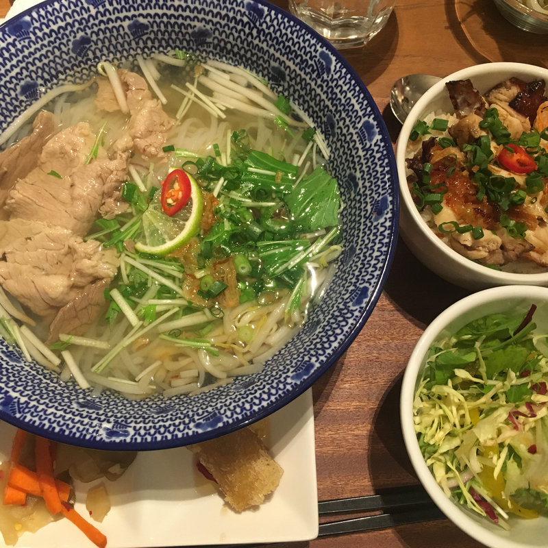 選べるフォーとベトナムご飯セット(ベトナミーズ・シクロ 六本木 （VIETNAMESE CYCLO）)