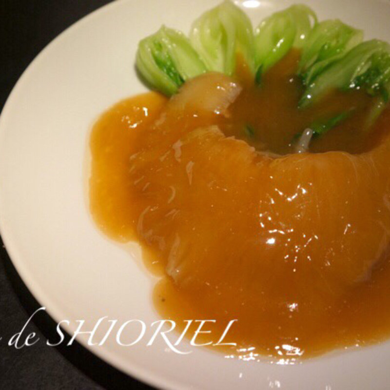 フカヒレ姿煮(新亜飯店千駄ケ谷店)