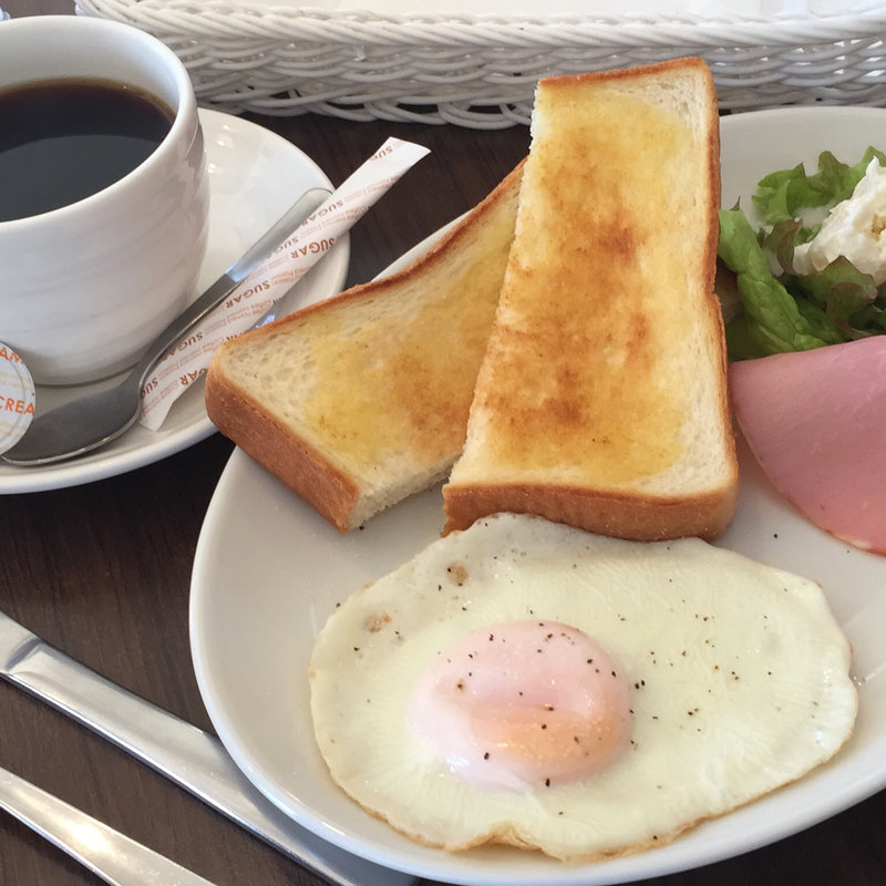 モーニングBセット(Beeline Cafe ビーライン カフェ)