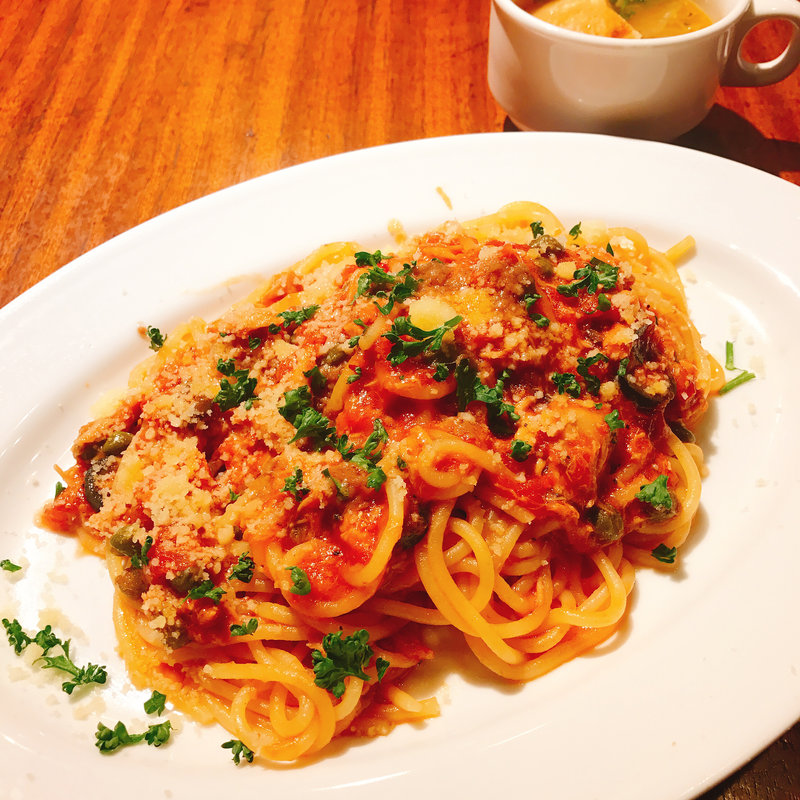 ナポリ風ポッタネスカ(Osteria 吉田PASTA BAR （オステリア ヨシダパスタバー）)