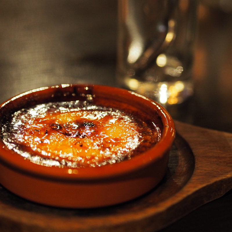 クレマ・カタラナ(バル デ プエルト （BAR DE PUERTO）)