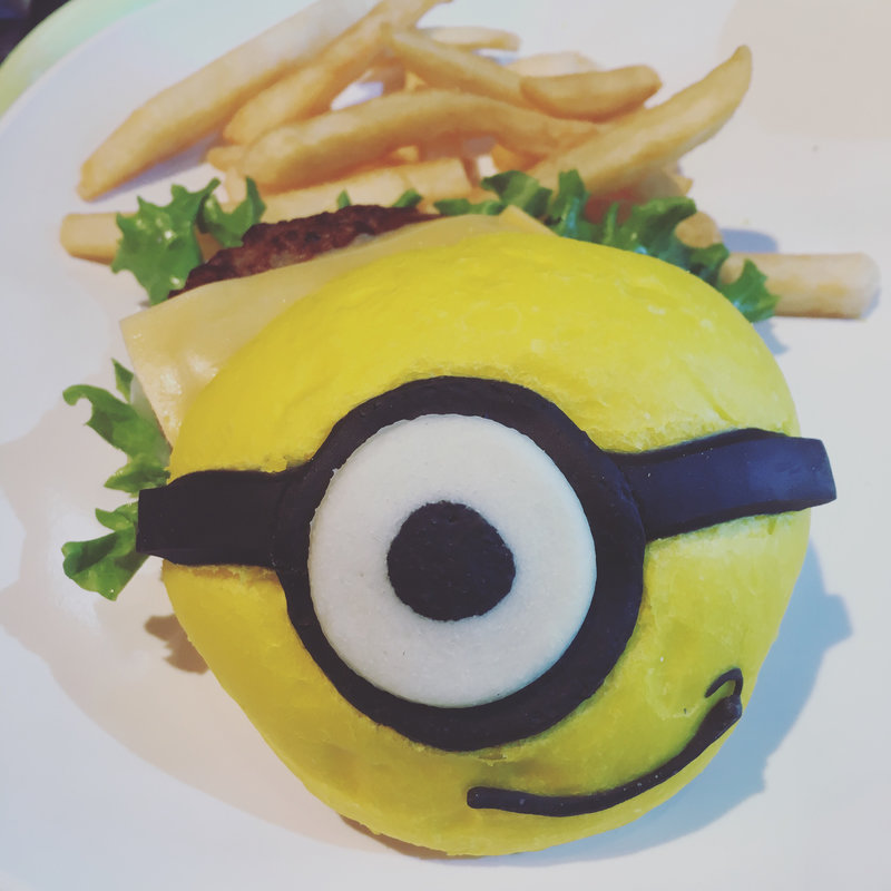 ミニオンバーガーセット(スウィート・サレンダー)