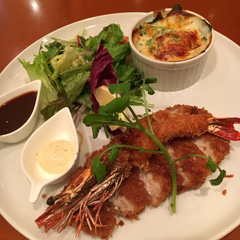 シェフのオススメプレートA(ラ クレアシオン ドゥ グーテ〈カフェレストラン〉)