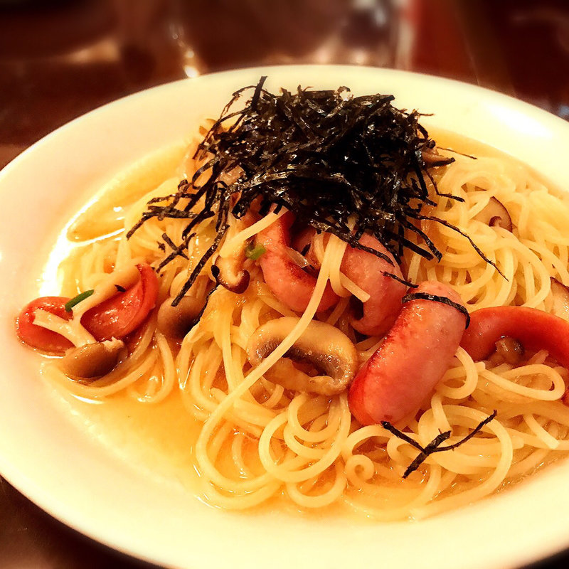 キノコとソーセージ（醤油味）(KURA 中目黒店 （クラ）)