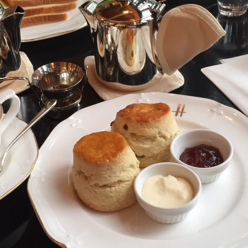 ハロッズスコーンセット(ハロッズ・ザ・プランテーション ルームス)