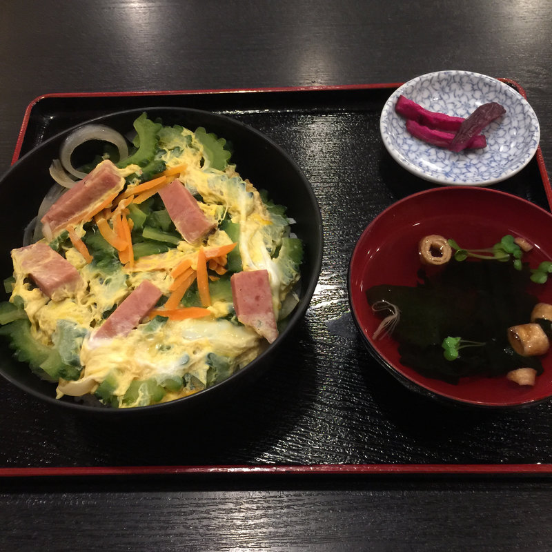 ゴーヤ丼(どんぶりの店 志貴 )