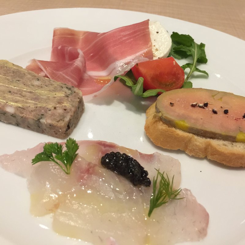 冷菜盛合せ(コース)(VINORIO)