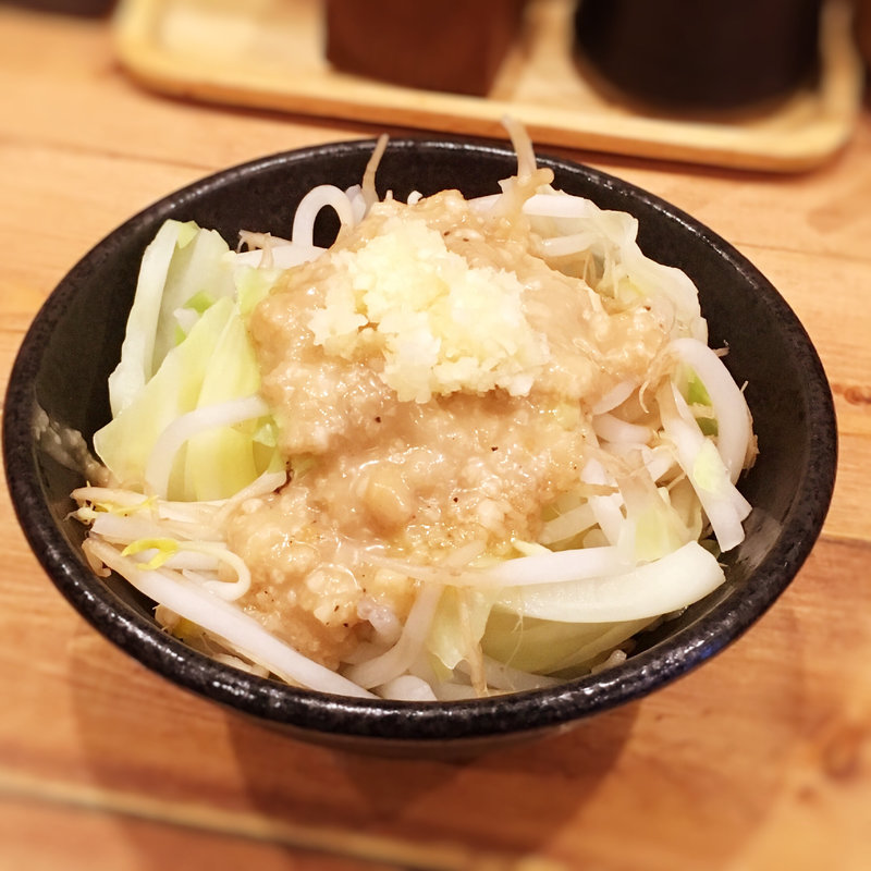 ヤサイアブラ(麺や兼虎 天神本店)