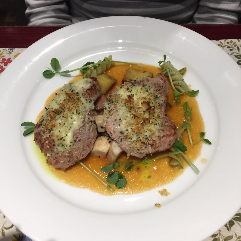 にくランチ(墨絵 （墨繪　スミノエ）)