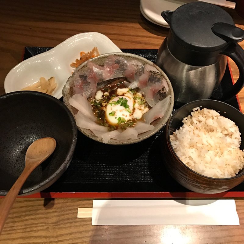 真鯛とアジのぶっかけ茶漬け(茶らく 東京駅キッチンストリート店 （ちゃらく）)