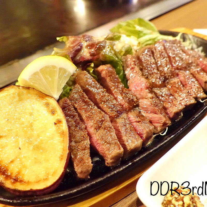 国産牛ミスジステーキ定食(鉄板食堂 テンホウ)