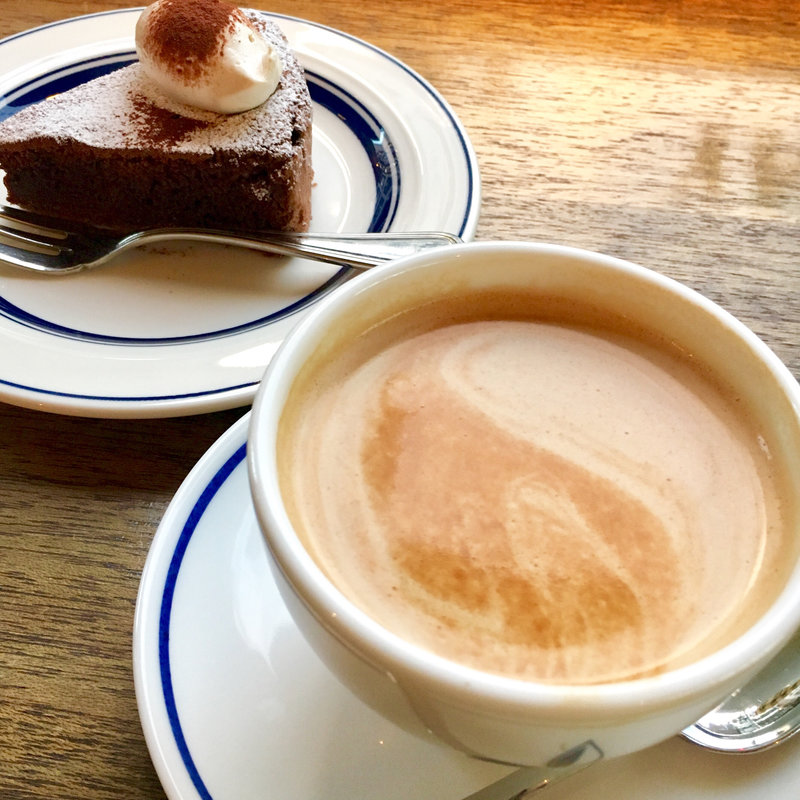 カフェラテ(コーヒーハウスニシヤ)