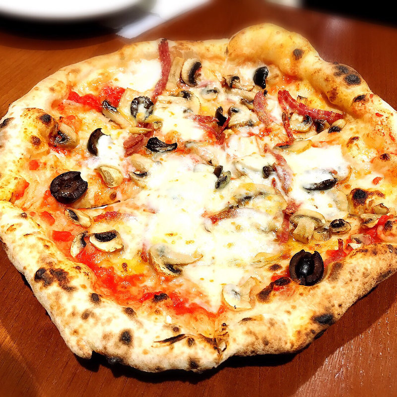 ジュリオ(La TRIPLETTA ラ・トリプレッタ)