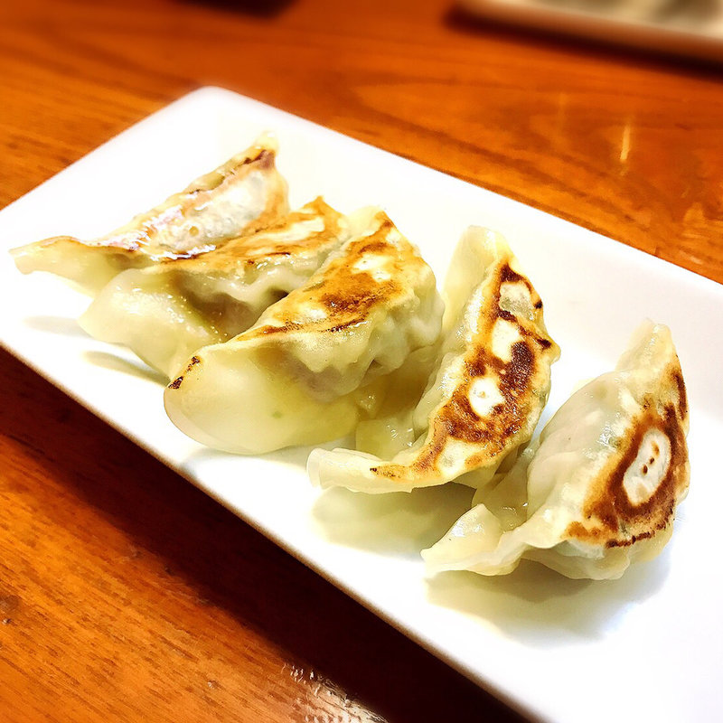 焼餃子(まるきんラーメン 白金店 )