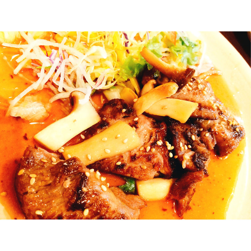 マグロのほほ肉のステーキ(歩すし)