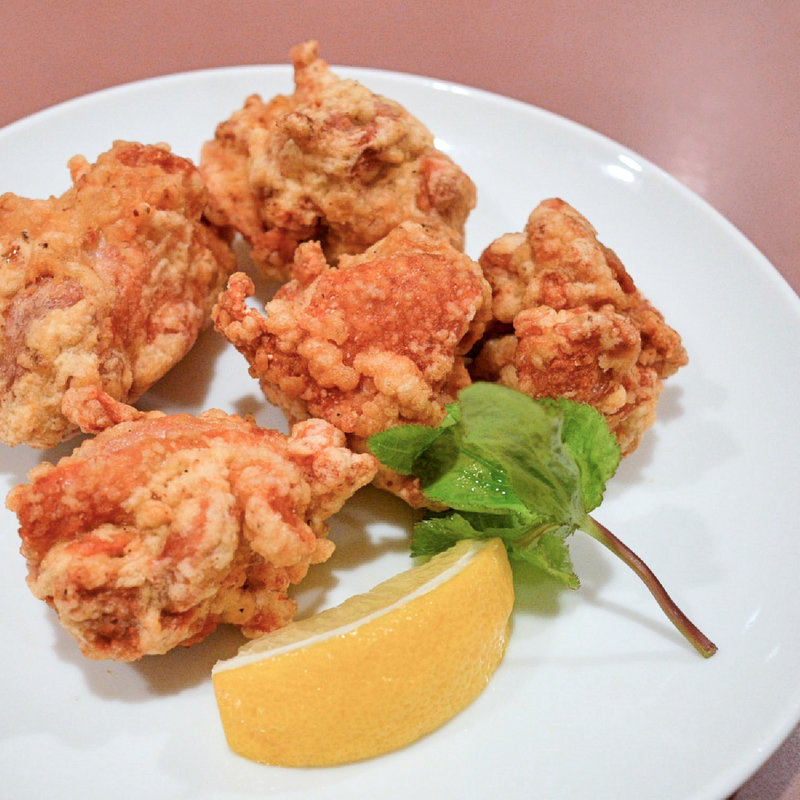 若鶏の唐揚げ(中国料理 青山 （アオヤマ）)
