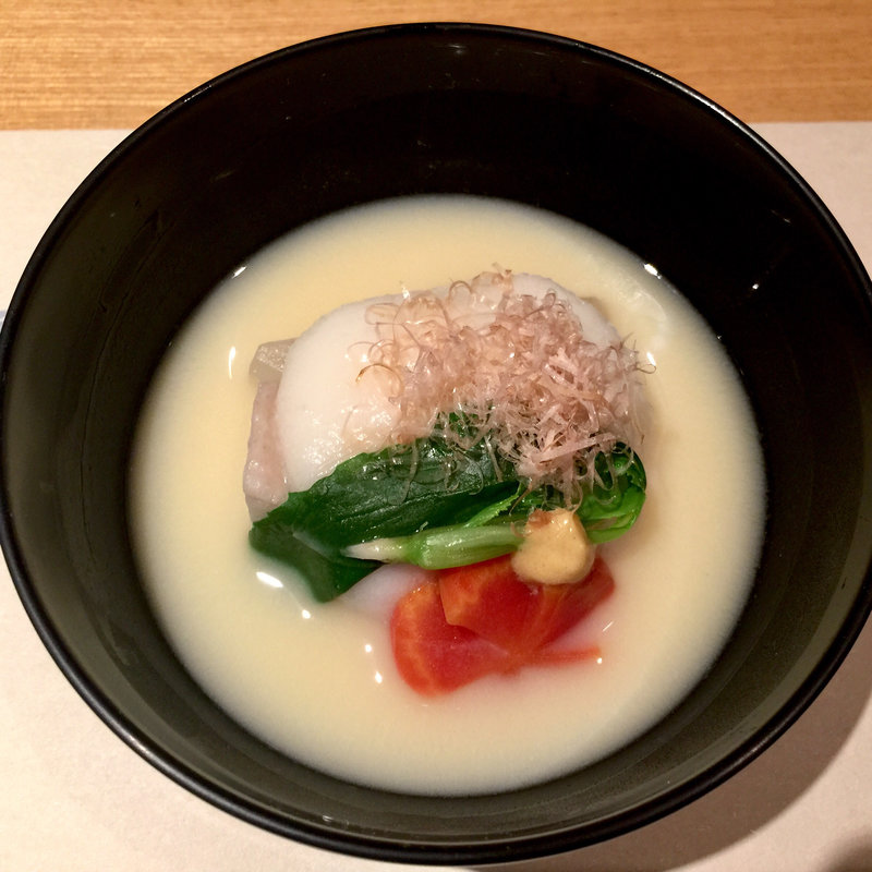 京風白味噌仕立て お雑煮(銀座 圓 Ginza Maru)
