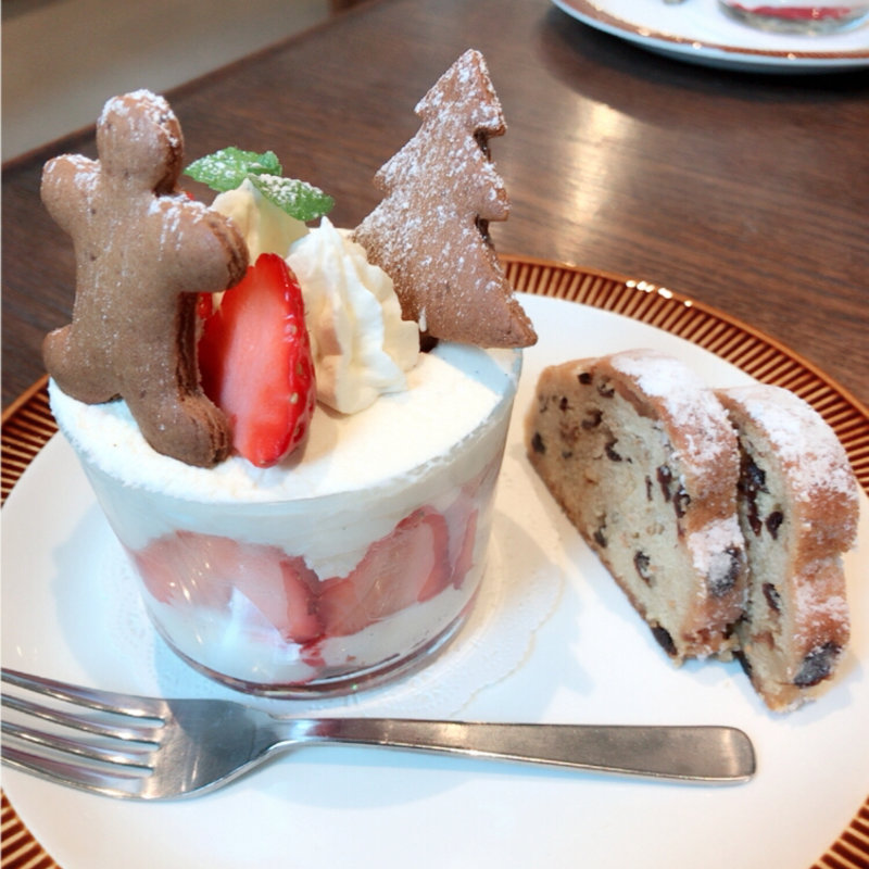 Xmasプレート(エルマーズグリーンコーヒーカウンター)