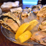 牡蠣(オイスターバー＆レストラン オストレア 新宿三丁目店 Ostrea oyster bar & restaurant)