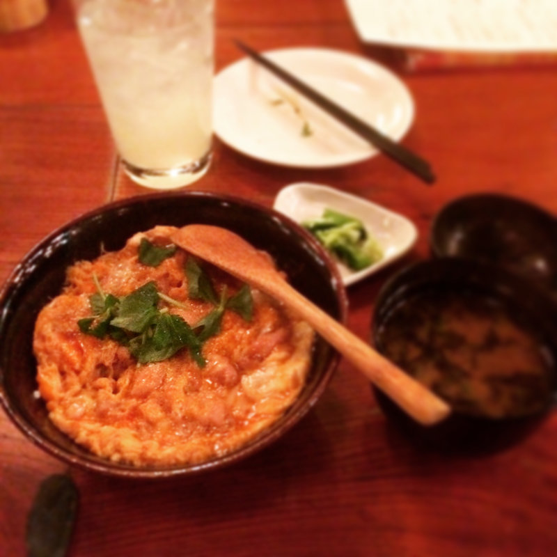 こだわり卵といわい鶏の親子丼(権八 西麻布 （GONPACHI）)