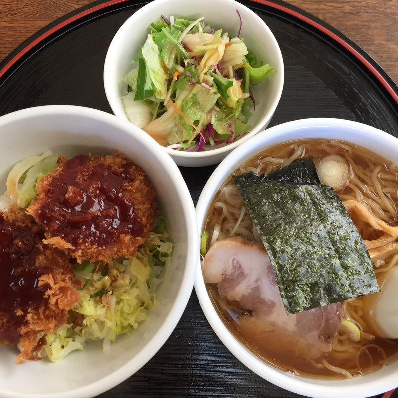 ミニミニセット  ソースかつ丼と津軽ラーメン(食房　つしま )