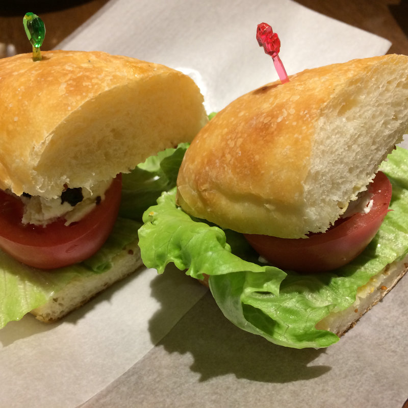 自家製チーズのサンドイッチ(カフェイタリアーノラ・ステラ)