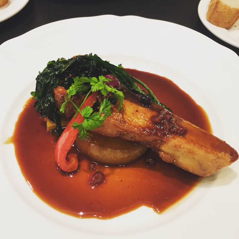 ぶりのムニエル(ビストロヒロヨシ)