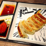 焼き餃子(鶏そば十番１５６ 麻布十番本店)