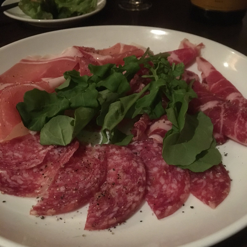 お肉屋さんのオードブル(エスグロッソ)